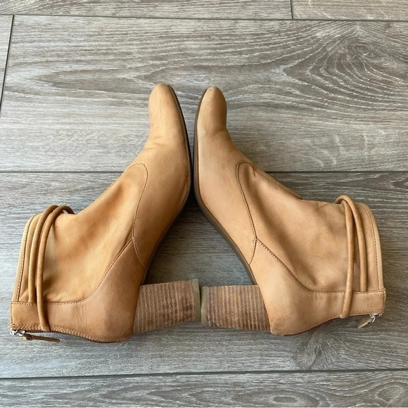 Ecco  Tan Soft Leather Ankle Chunky Heel Boots - Picture 9 of 13